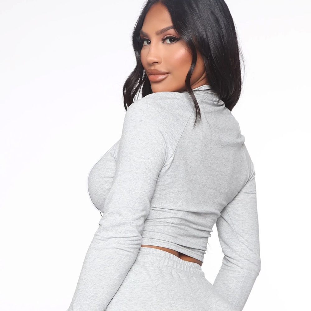 Active Set - Picture 4 of 15